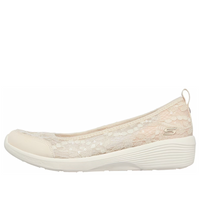 (WMNS) Skechers Arya 'Sheer Glamour Pink' 104115-NAT