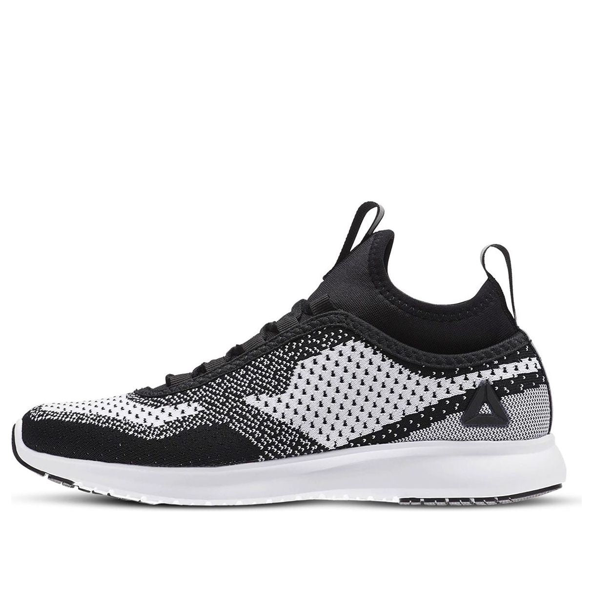 (WMNS) Reebok Plus Ultraknit Black/White BS5458