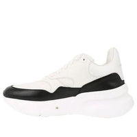 (WMNS) Alexander McQueen Oversized Runner in Nappa Calf Leather 'White Black' 533710WHT999034