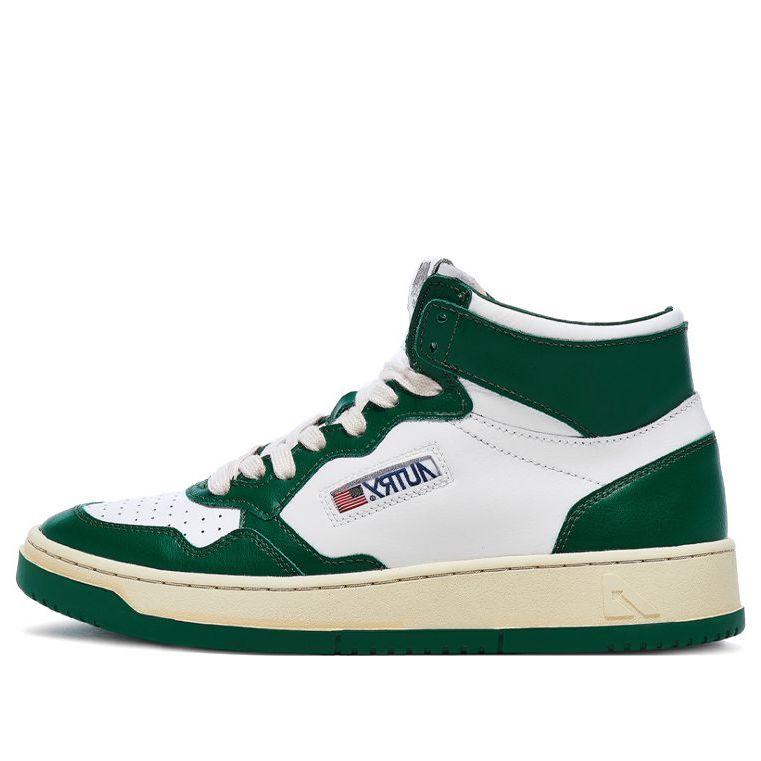 AUTRY Medalist Mid Bicolor 'White Green' AUMM-WB11