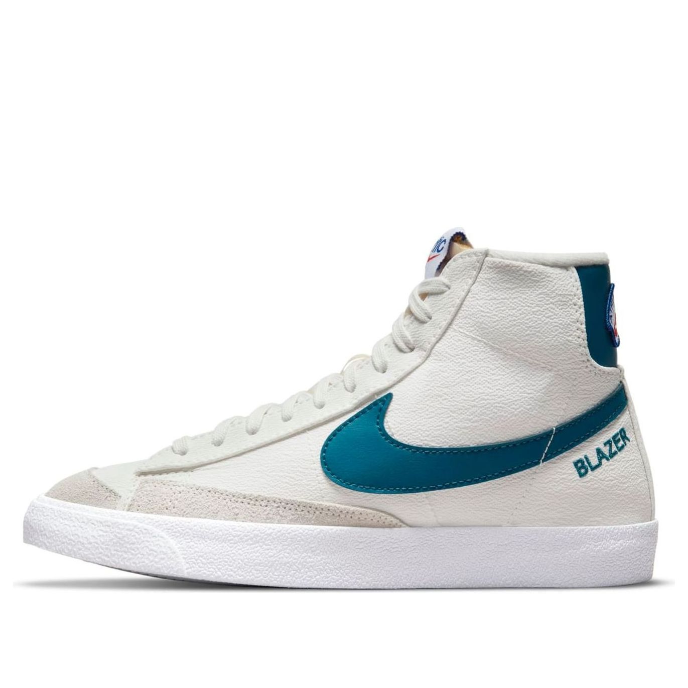 (WMNS) Nike Blazer Mid '77 'Athletic Club' DQ8596-100