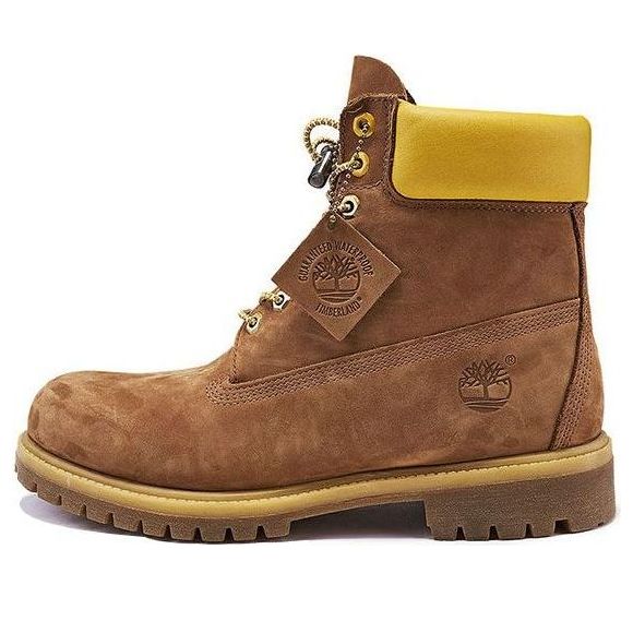 Timberland 6 Inch Premium Wide-Fit Boot 'Wheat Yellow' A2C96W