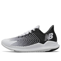 (WMNS) New Balance FuelCell Propel Black/White WFCPRCH