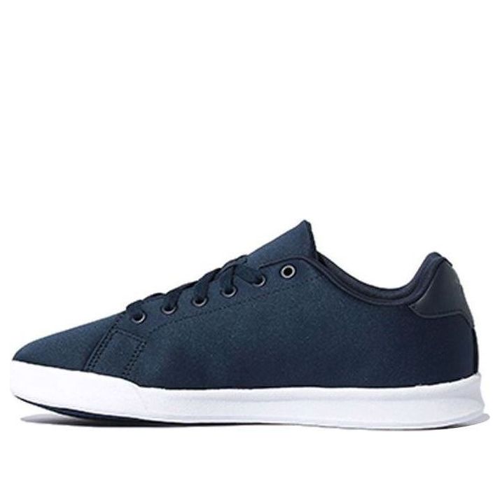 (WMNS) Reebok Lux Walk 'Blue White Black' G55451