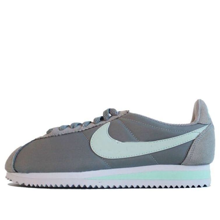 (WMNS) Nike Cortez Nylon Wolf Grey Low Tops Retro Gray 457226-031