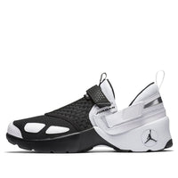 Air Jordan Trunner LX 'Black' 897992-010