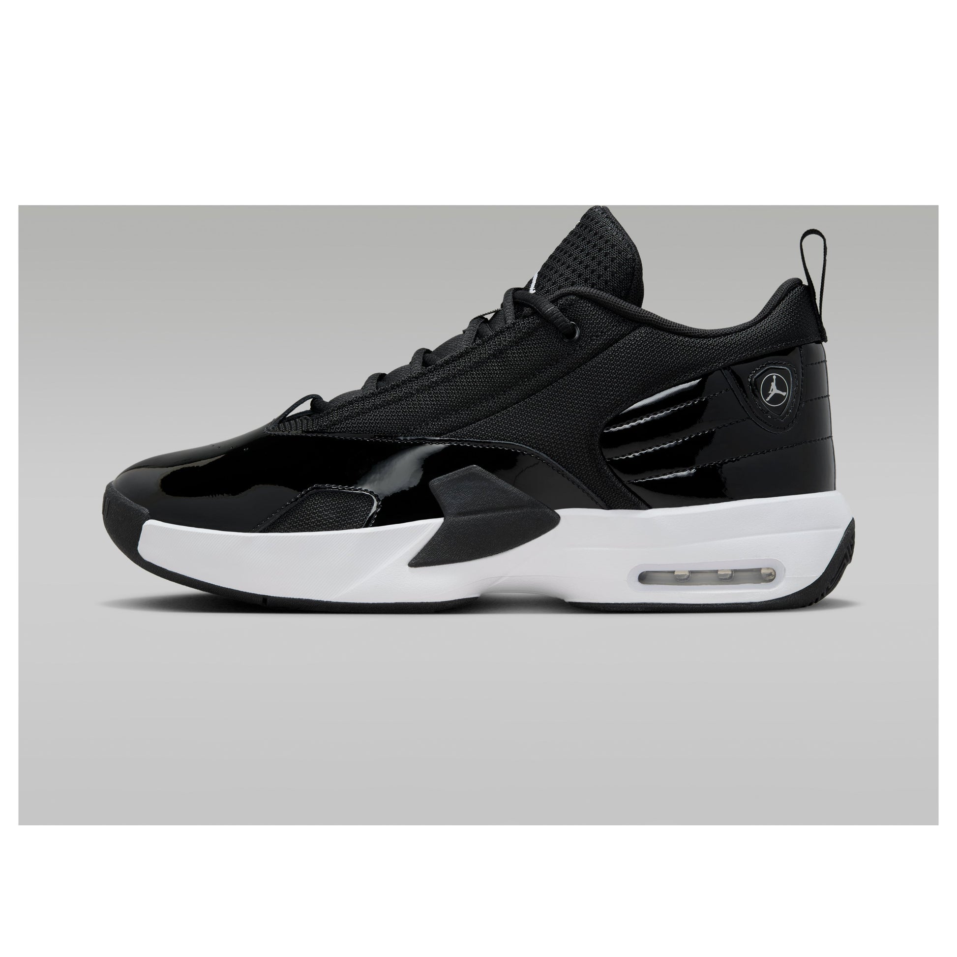 Air Jordan Max Aura 6 'Black White' FQ8298-010