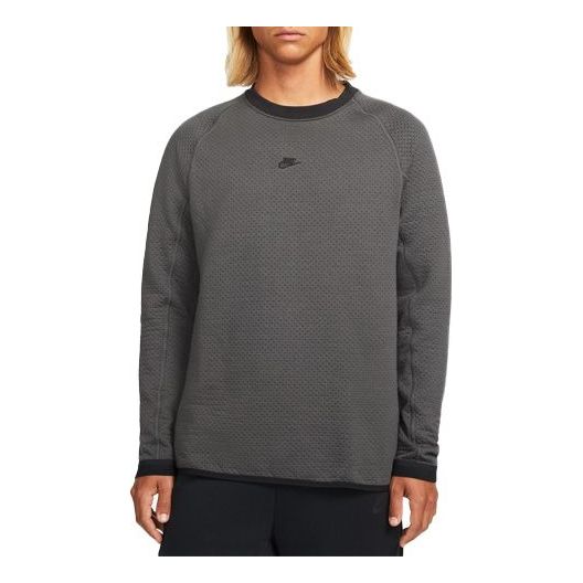 Nike Solid Color Embroidered Logo Round Neck Pullover Stay Warm Long Sleeves Coal Black DD6631-060