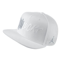 Air Jordan 13 Cap 'White Black' 843073-100