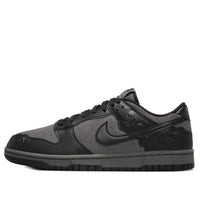 (WMNS) Nike Dunk Low 'Black Roses' HF1986-001