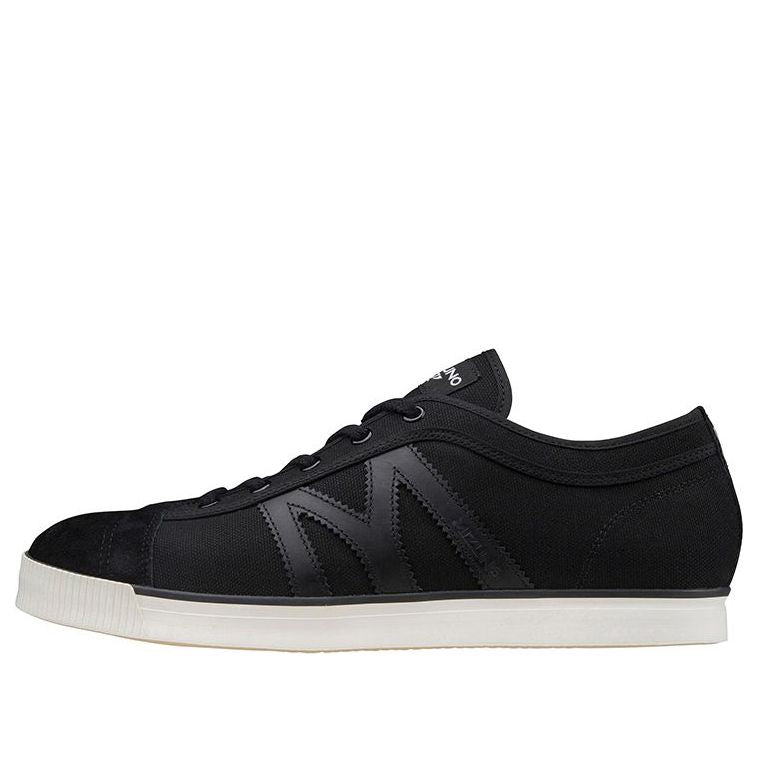 Mizuno School Trainer 'Black' D1GA196109