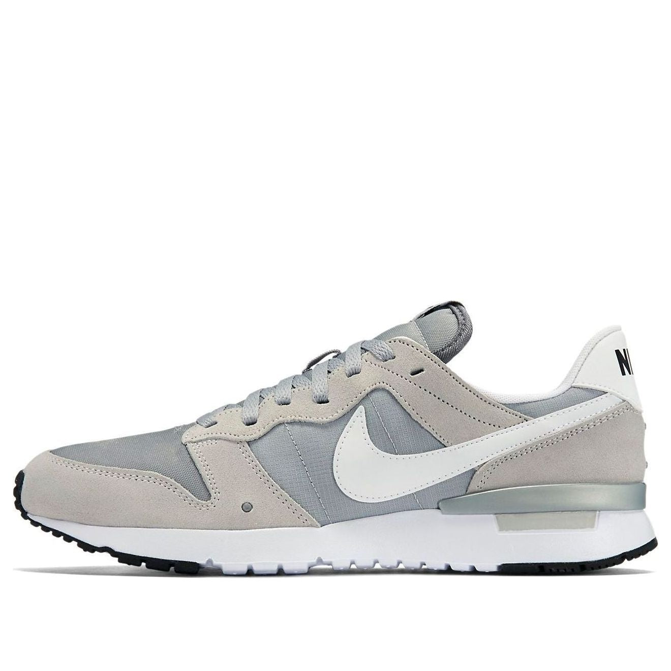 Nike Archive 83.M 747245-002