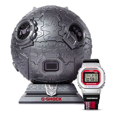 CASIO G-Shock Square 'Grey' DW-5600MEGA22-8PFT