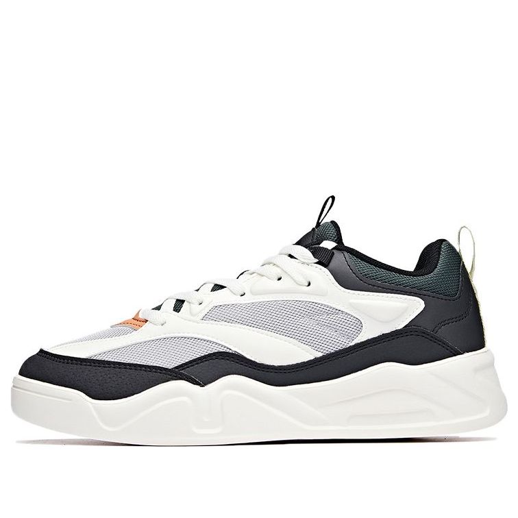 ANTA Leather Training Sneakers Low 'White Black' 112048045-3