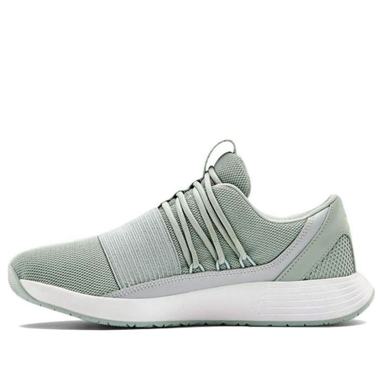 (WMNS) Under Armour Breathe Lace Glitz Green 3022432-300