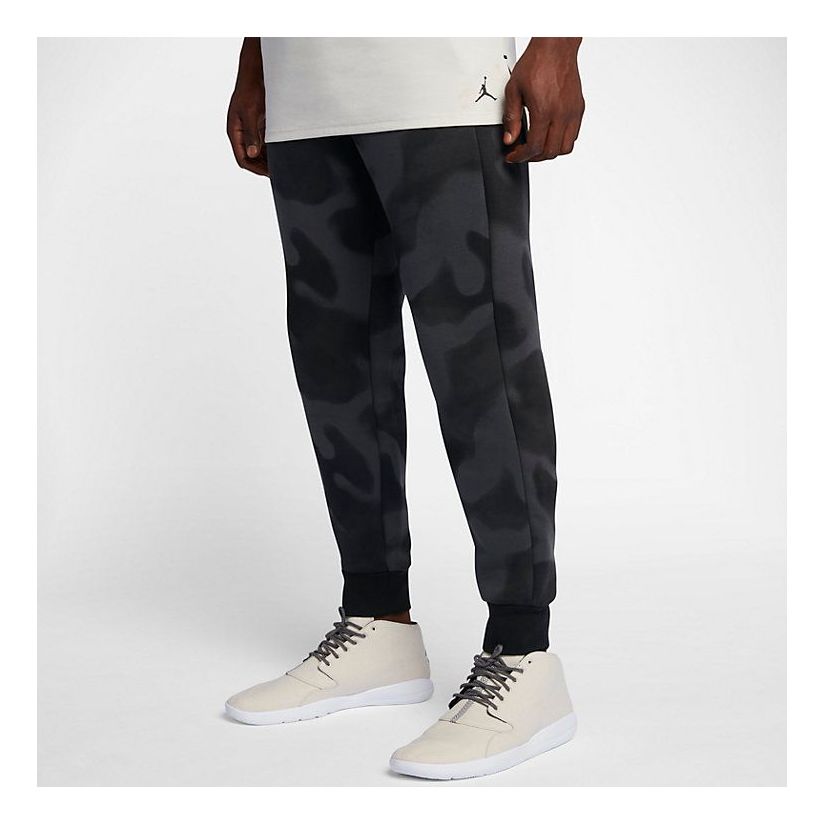 Apparel Pants Men Nike P51 Flight Fleece 860358-010