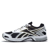 Reebok Quick Chase Black/White FW2062