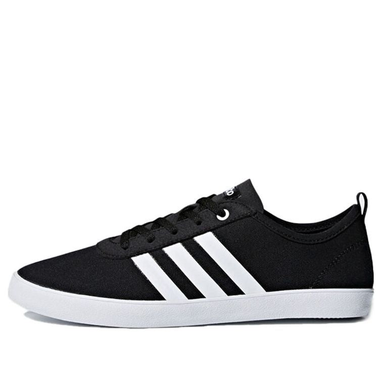 (WMNS) adidas QT Vulc 2.0 'Core Black' DB0152