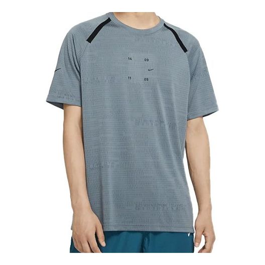 Men's Nike Nsw Tech Pack Short Sleeve t Blue T-Shirt CU3765-031