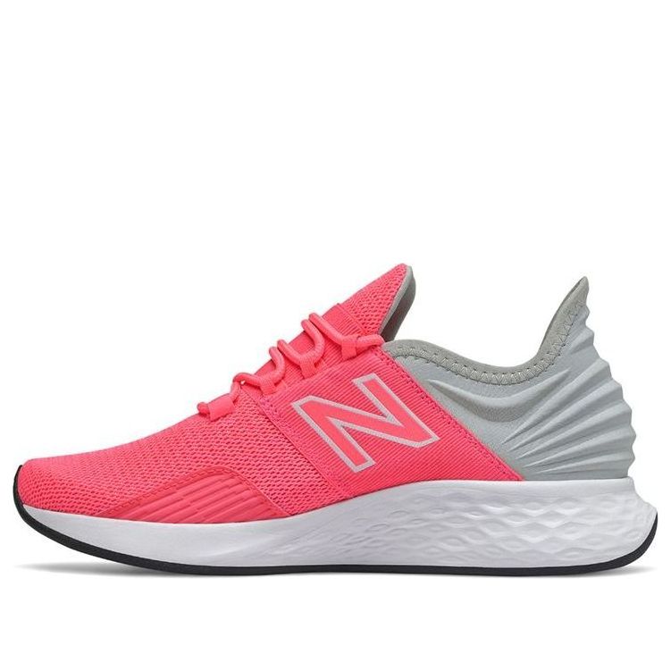 (WMNS) New Balance Fresh Foam Roav 'Guava Aluminum' WROAVCP
