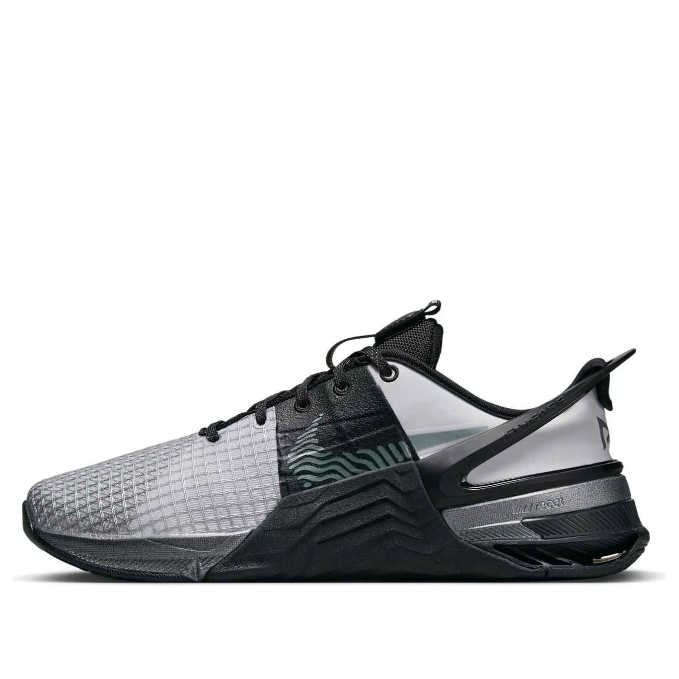 (WMNS) Nike Metcon 8 FlyEase Premium 'White Black Silver' DV9931-100
