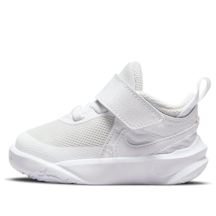 (TD) Nike Team Hustle D10 'White Photon Dust' CW6737-101