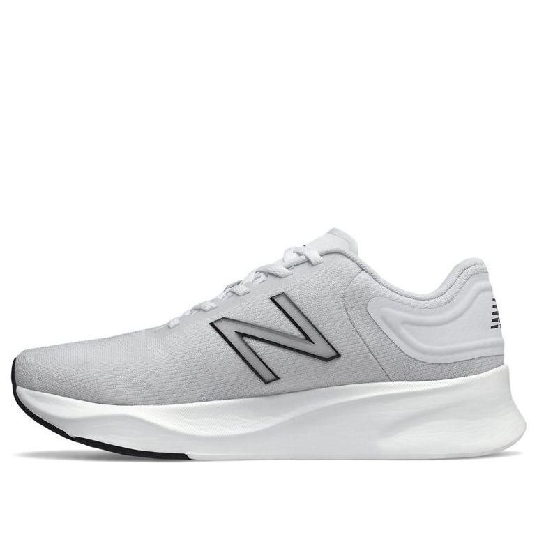 New Balance White D Wide MSTRNLW1