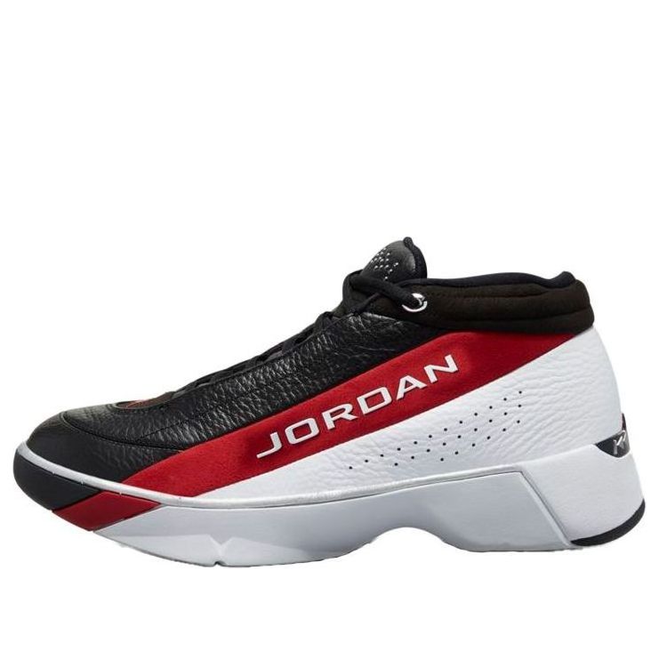 Air Jordan Team Showcase 'White Gym Red Black' CD4150-102
