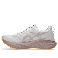 (WMNS) ASICS Novablast 5 Wide 'White Fawn' 1012B766-102