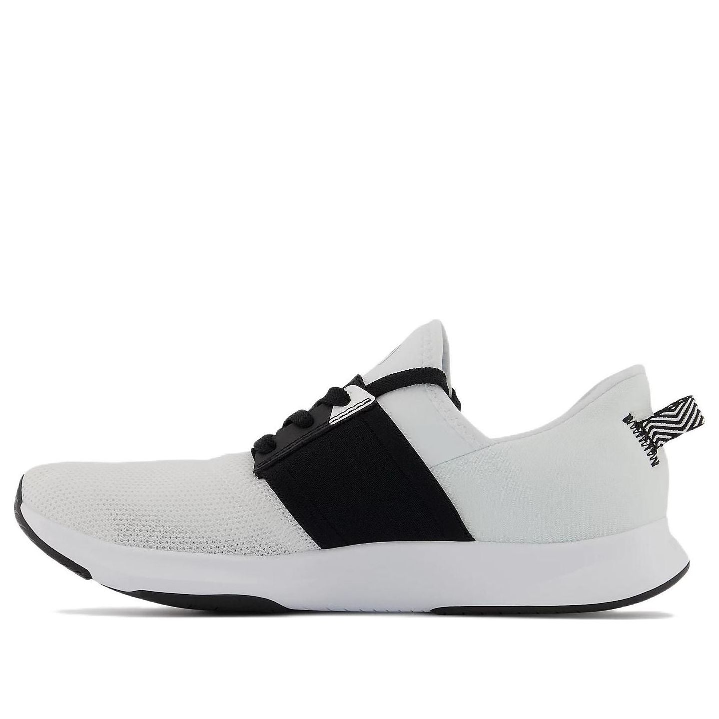 (WMNS) New Balance Dynasoft Nergize v3 'White Black' WXNRGLW3