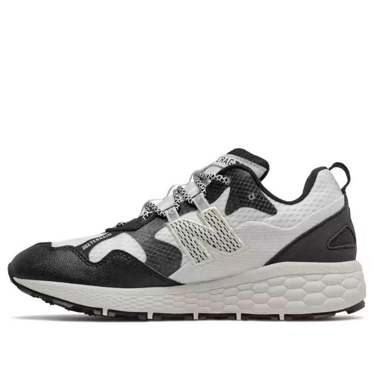 (WMNS) New Balance Fresh FoamCrag v2 B-Wide Black/White WTCRGLW2