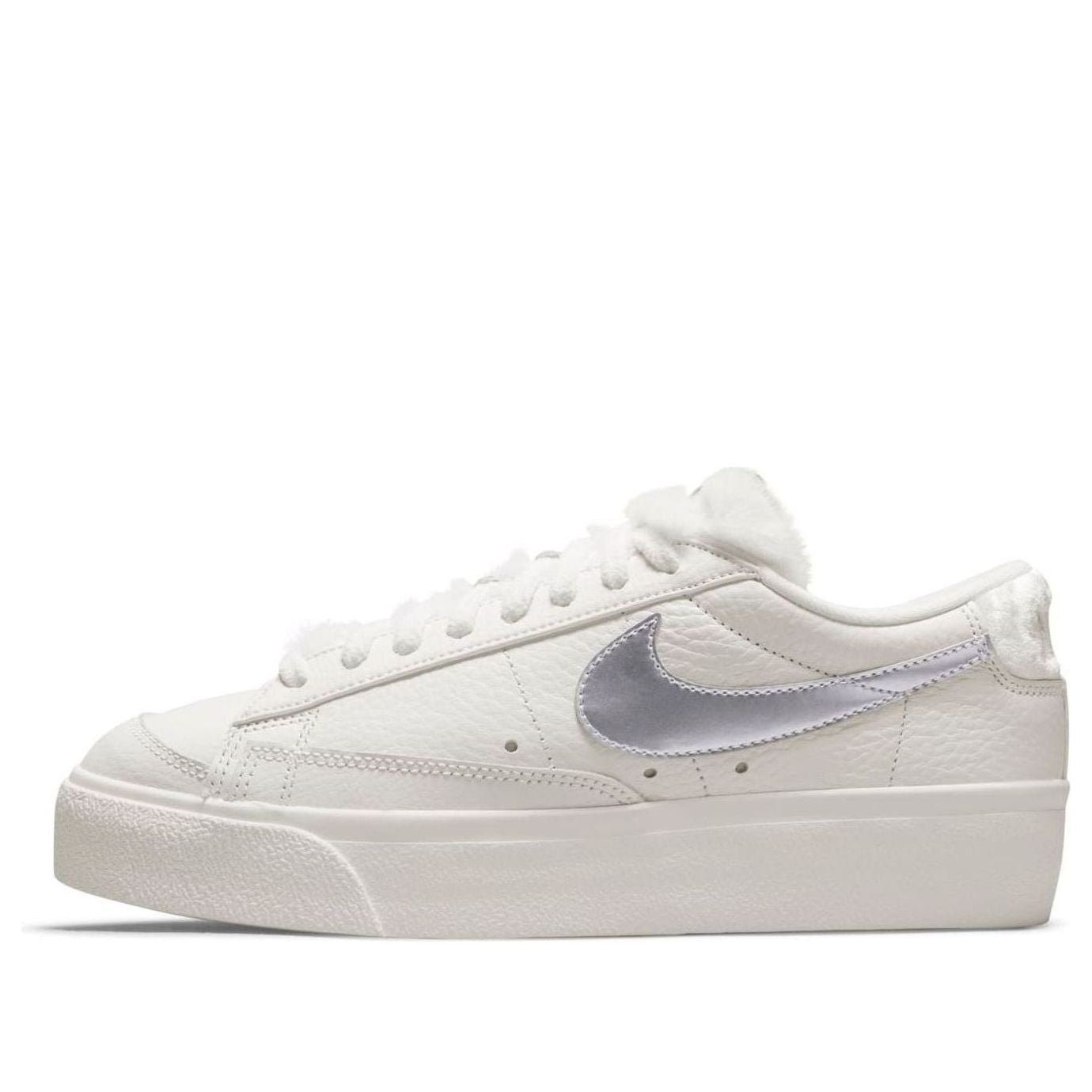 (WMNS) Nike Blazer Low Platform 'Faux Sherpa Fur' DO8993-100