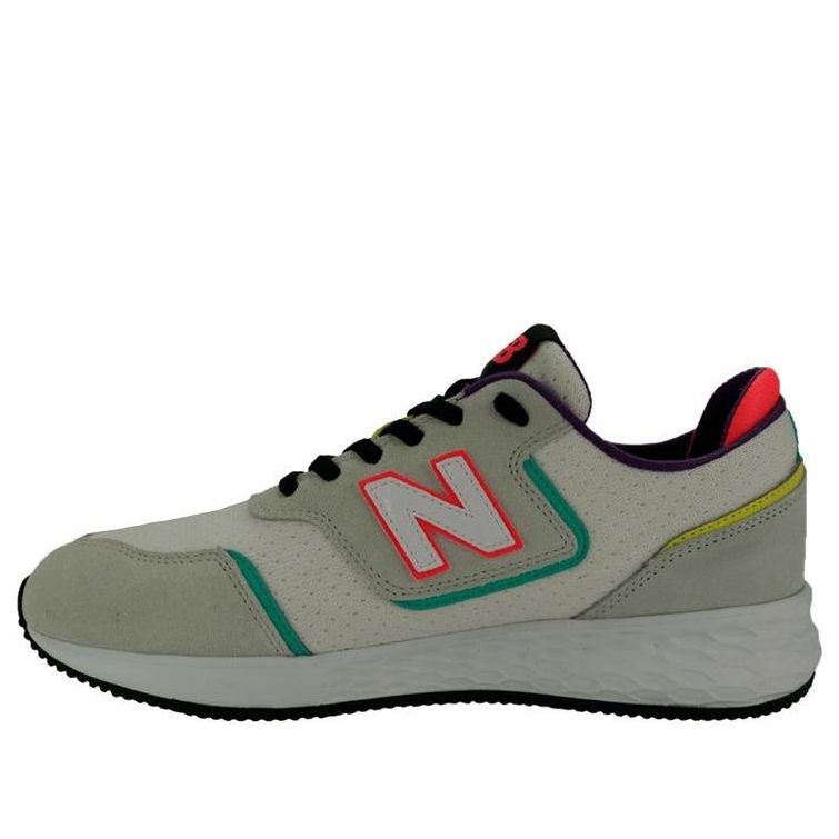 (WMNS) New Balance X-70 Sneakers Grey/Green WSX70BA4