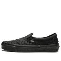 Vans Kith x Mastermind World x OG Classic Slip-On LX 'Black' VN0A32QNS5K