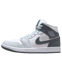 (WMNS) Air Jordan 1 Mid 'Pure Platinum Smoke Gray' BQ6472-113