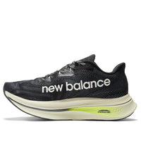 (WMNS) New Balance FuelCell SuperComp Trainer v2 'Black Thirty Watt' WRCXBK3