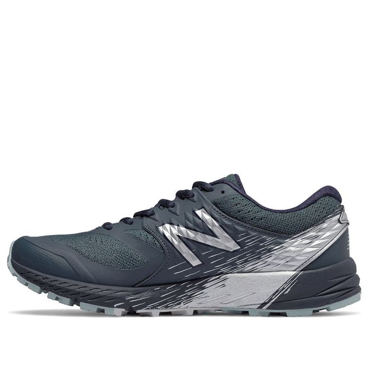 (WMNS) New Balance Summit Q.O.M. GTX B-Wide Navy WTSKOMGT