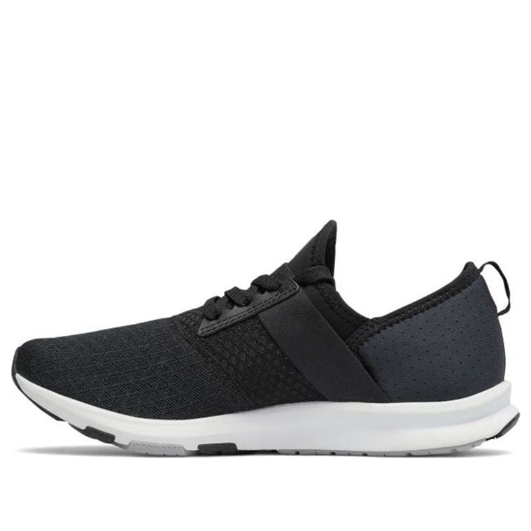 (WMNS) New Balance FuelCore Nergize 'Black White' WXNRGBK