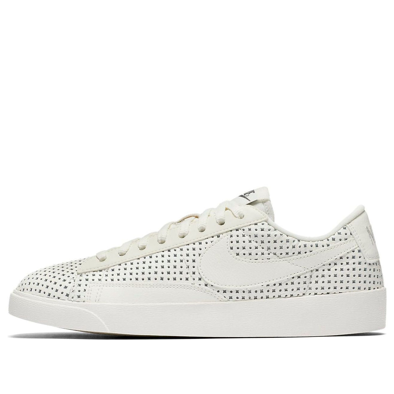(WMNS) Nike Blazer Low SE 'White' AV9374-100