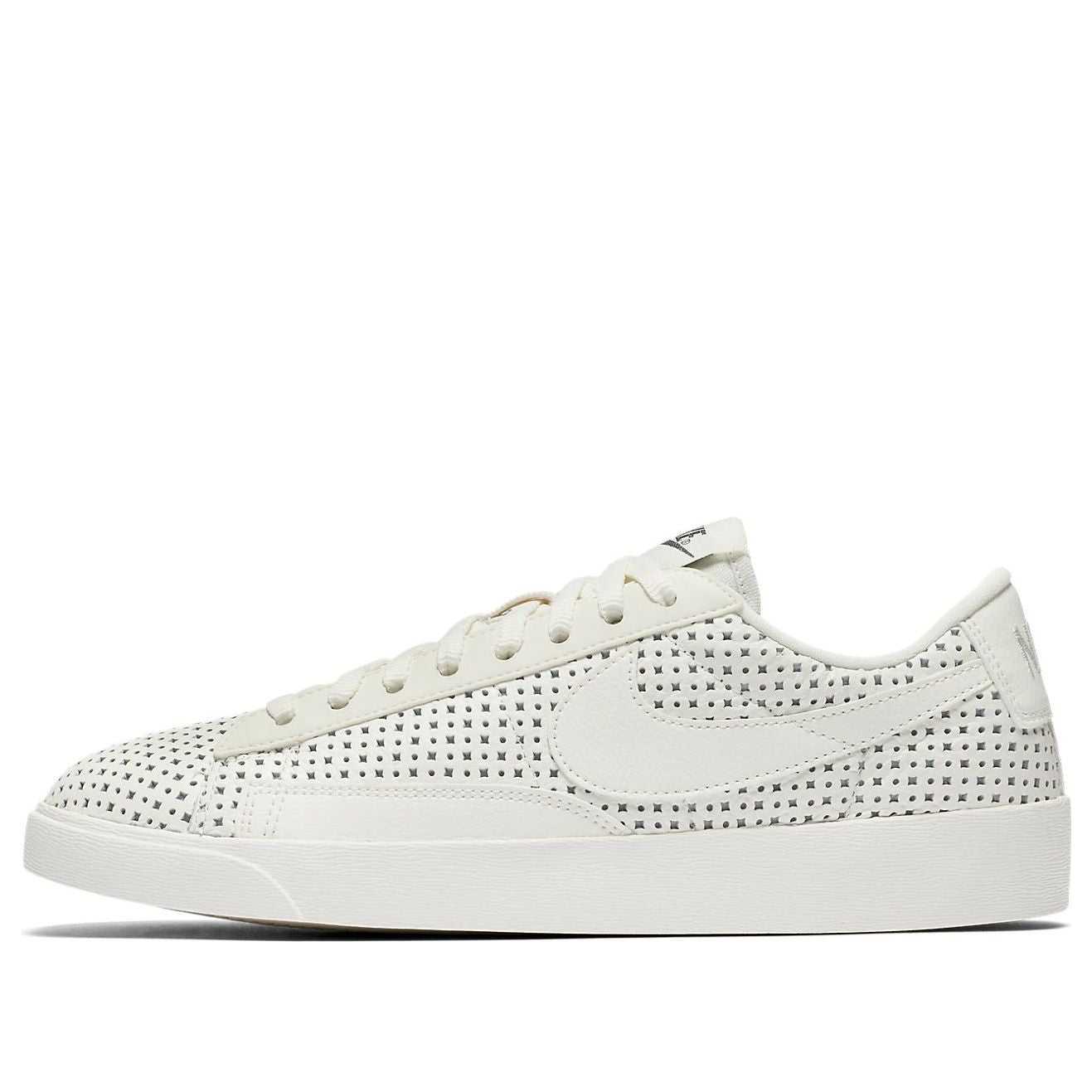 (WMNS) Nike Blazer Low SE 'White' AV9374-100