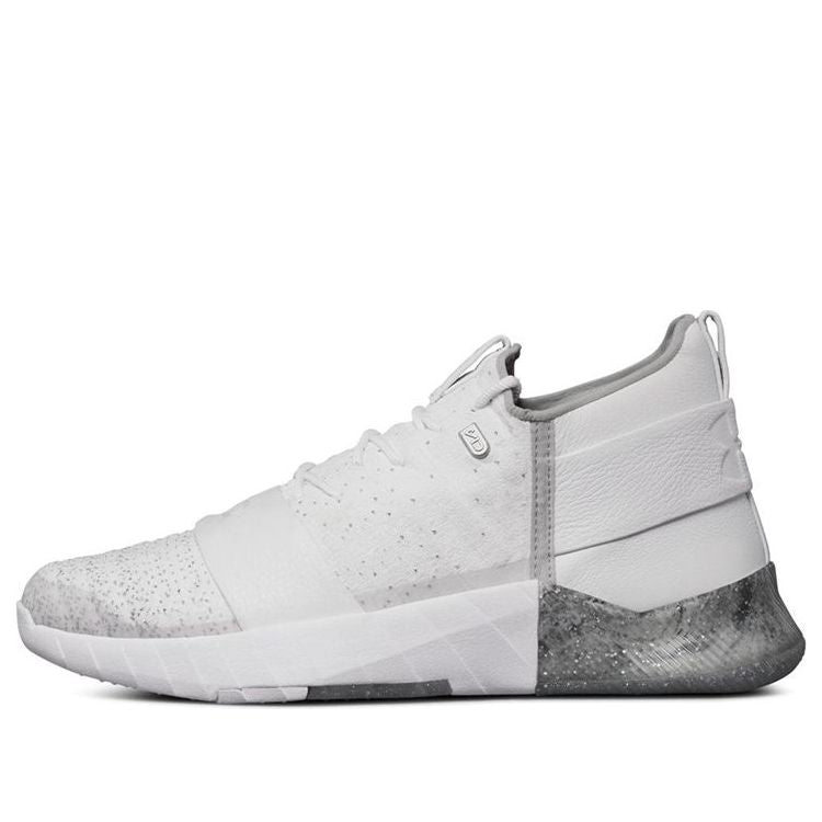 Under Armour C1N Lux 'White Silver' 3000325-100