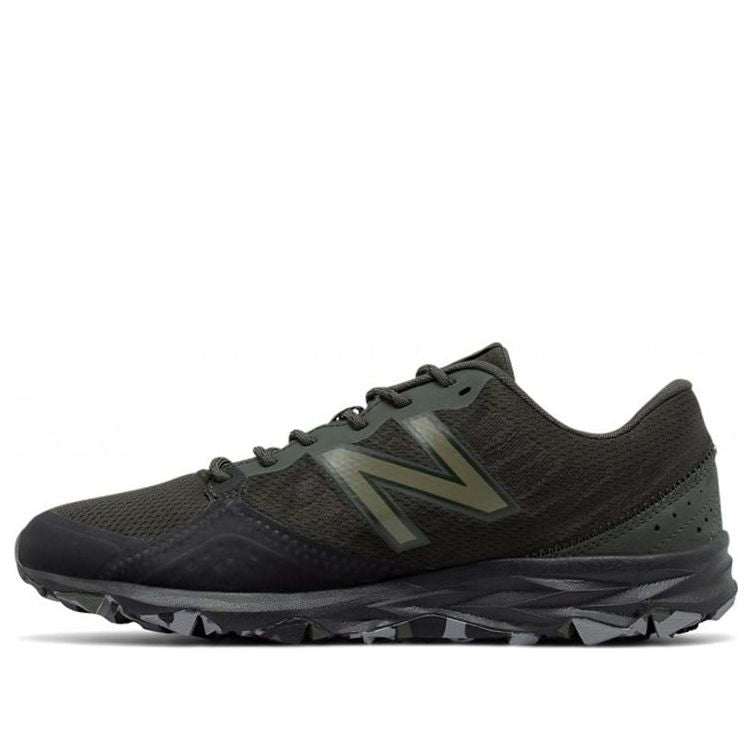 New Balance 690 v2 Trail 'Black' MT690RG2