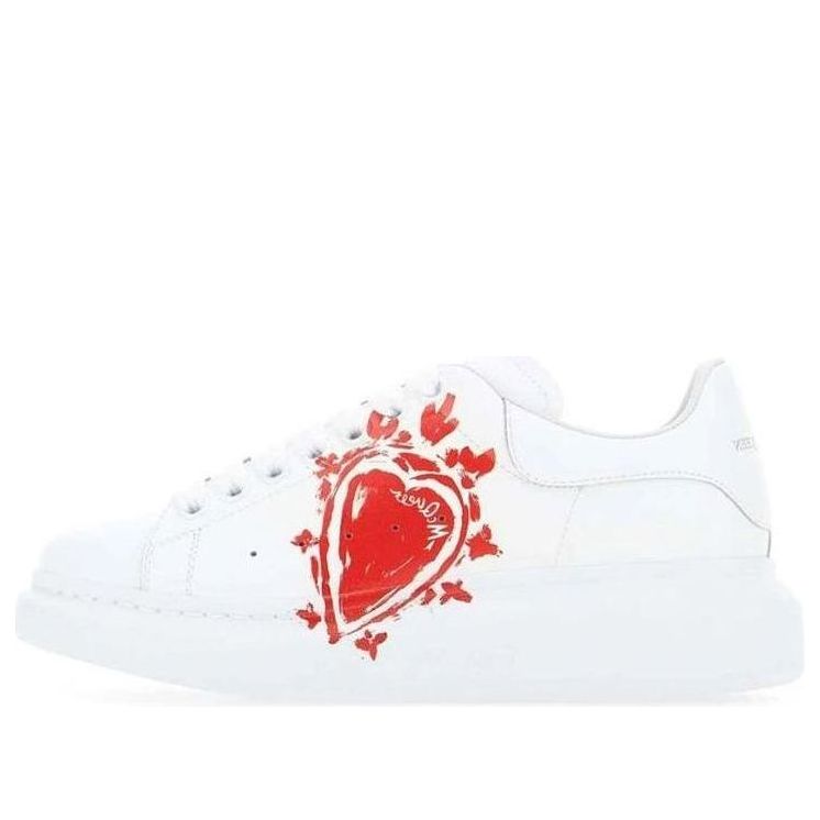 (WMNS) Alexander McQueen Leather Heart Logo Lace Up Oversized Sneakers 'White Red' 667571WIAF49676