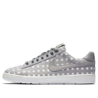(WMNS) Nike Tennis Classic Ultra Premium 'Matte Silver' 749647-004