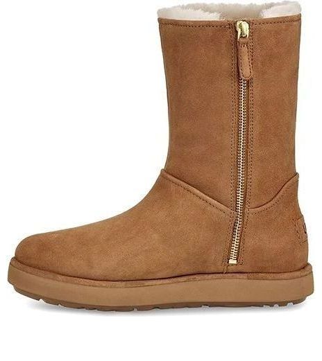 (WMNS) UGG Classic Short Blvd Snow Boots Brown 1108146-BUN