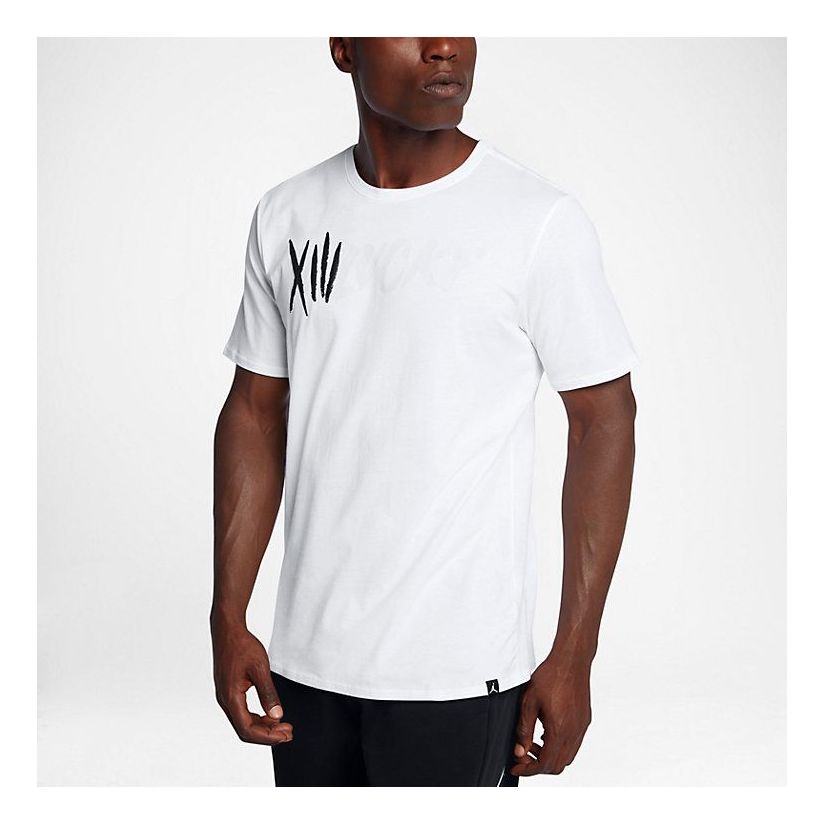 Apparel s Men Air Jordan AJ13 Unlucky T-Shir 844288-100