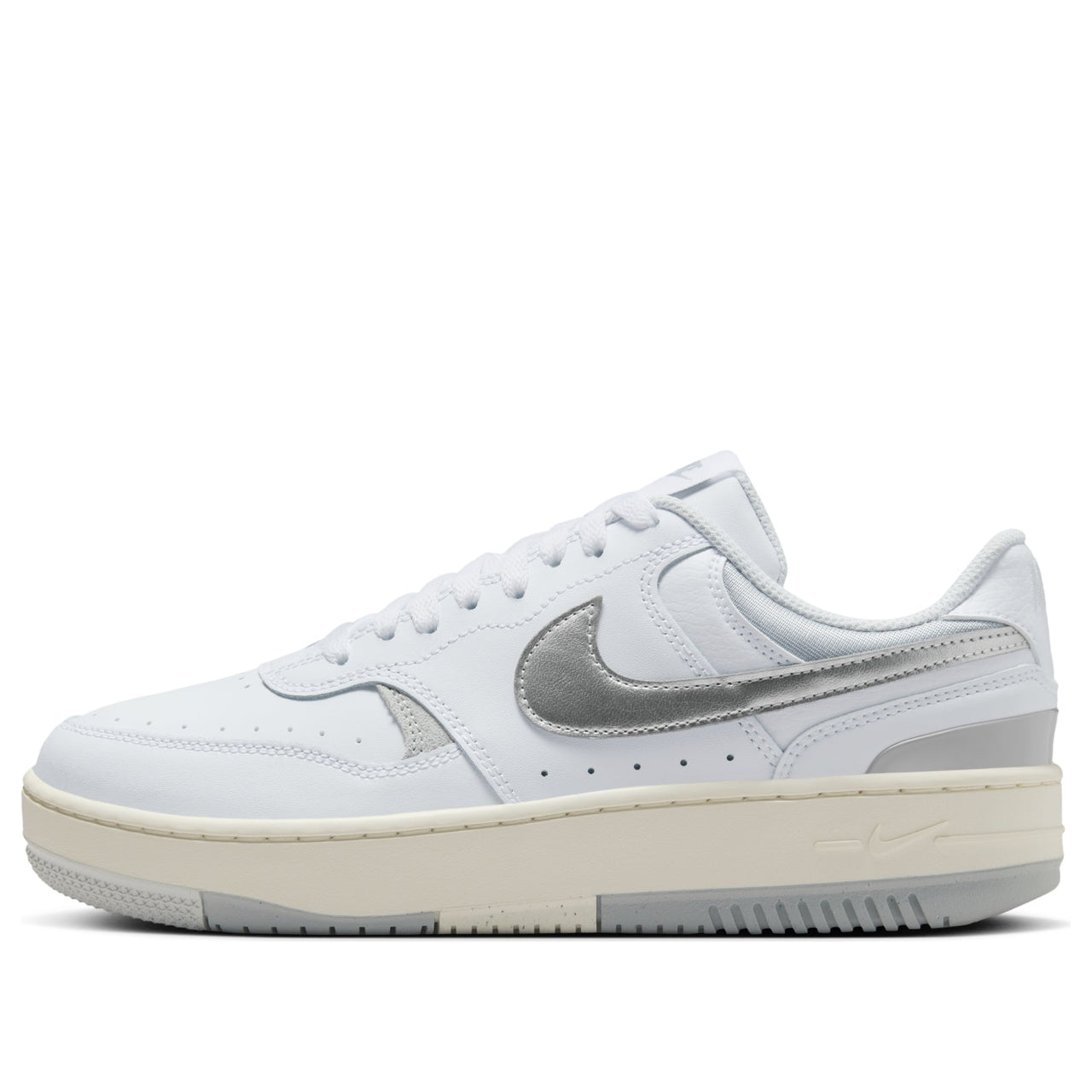 (WMNS) Nike Gamma Force 'White Light Smoke Grey Metallic Silver' HQ1674-100