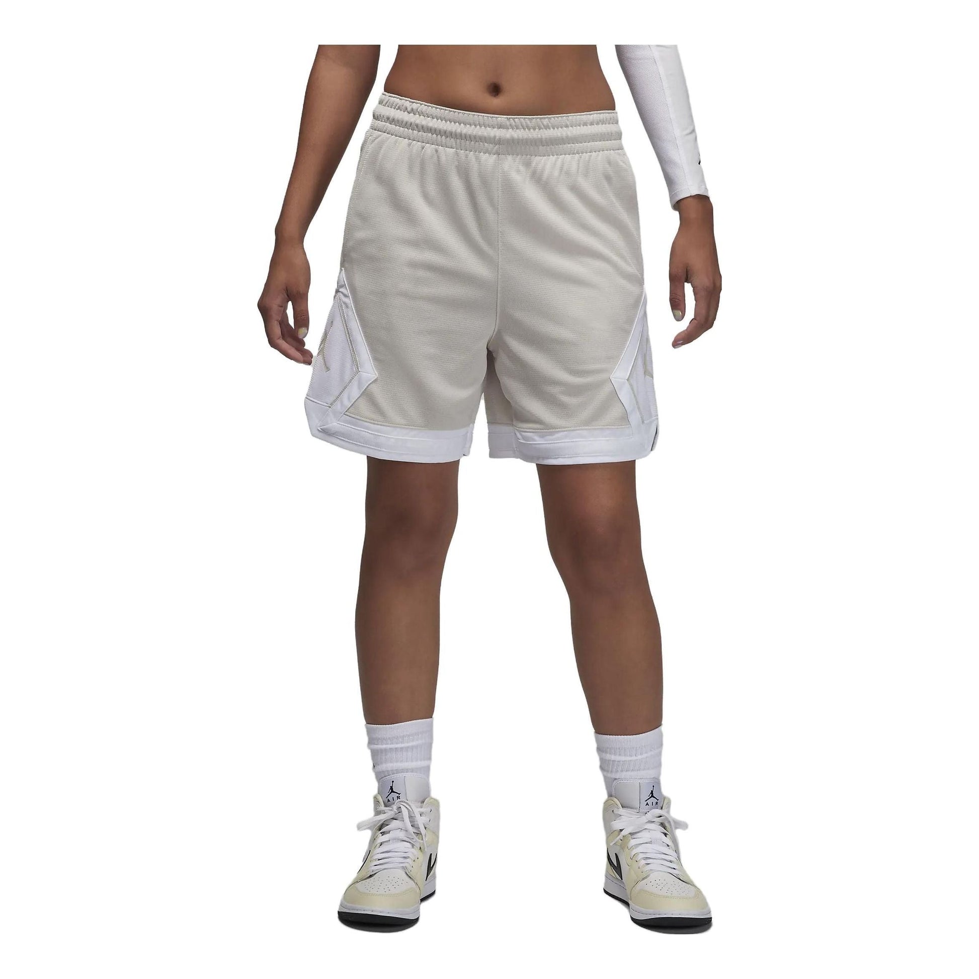 (WMNS) Air Jordan Sport Diamond Shorts 'Sand' FB4588-008