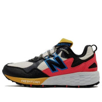 (WMNS) New Balance Fresh Foam Crag v2 Trail 'Black Red' WTCRGLS2