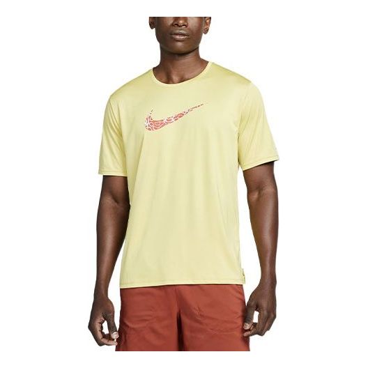 Nike Dri-FIT Wild Run Miler Casual Breathable Running Solid Color Reflective Sports Short Sleeve Yellow DM4816-304